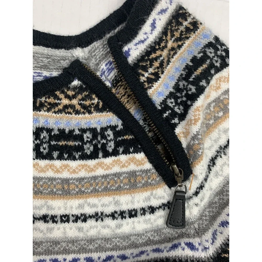 Tommy Hilfiger Men's Medium Gray Sweater Stripe Pullover Crew Knit Casual